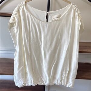 Anthropologie viscose bubble hem top NWOT